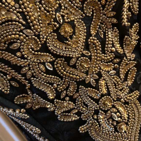 Overbust hand embroidered corset - Picture 8 of 8